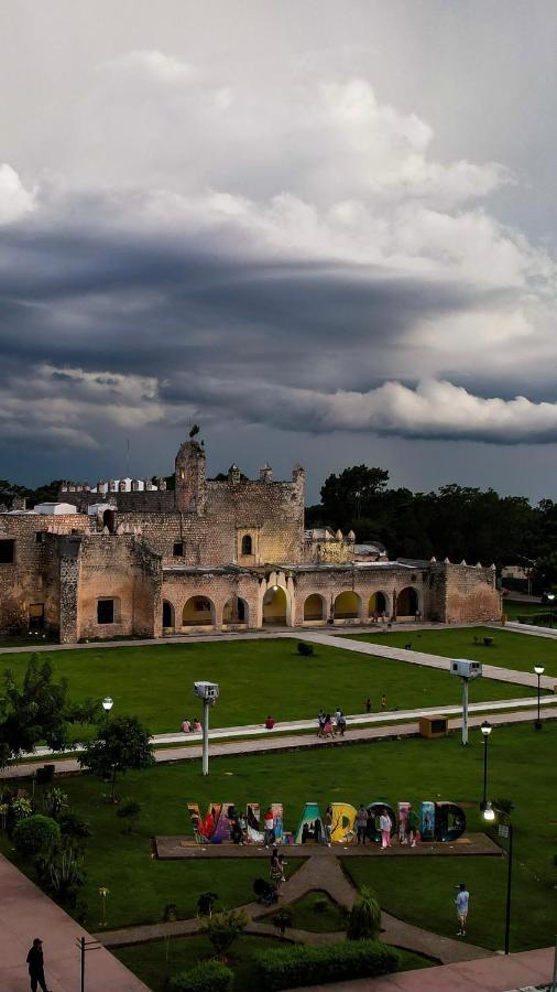 Casa Silice Guesthouse Valladolid  Exteriér fotografie