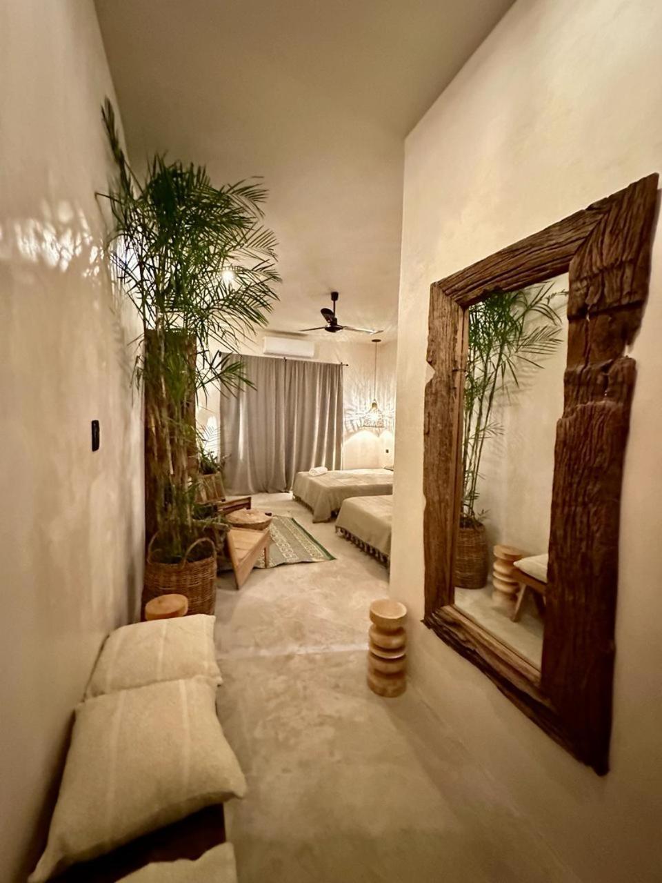 Casa Silice Guesthouse Valladolid  Exteriér fotografie